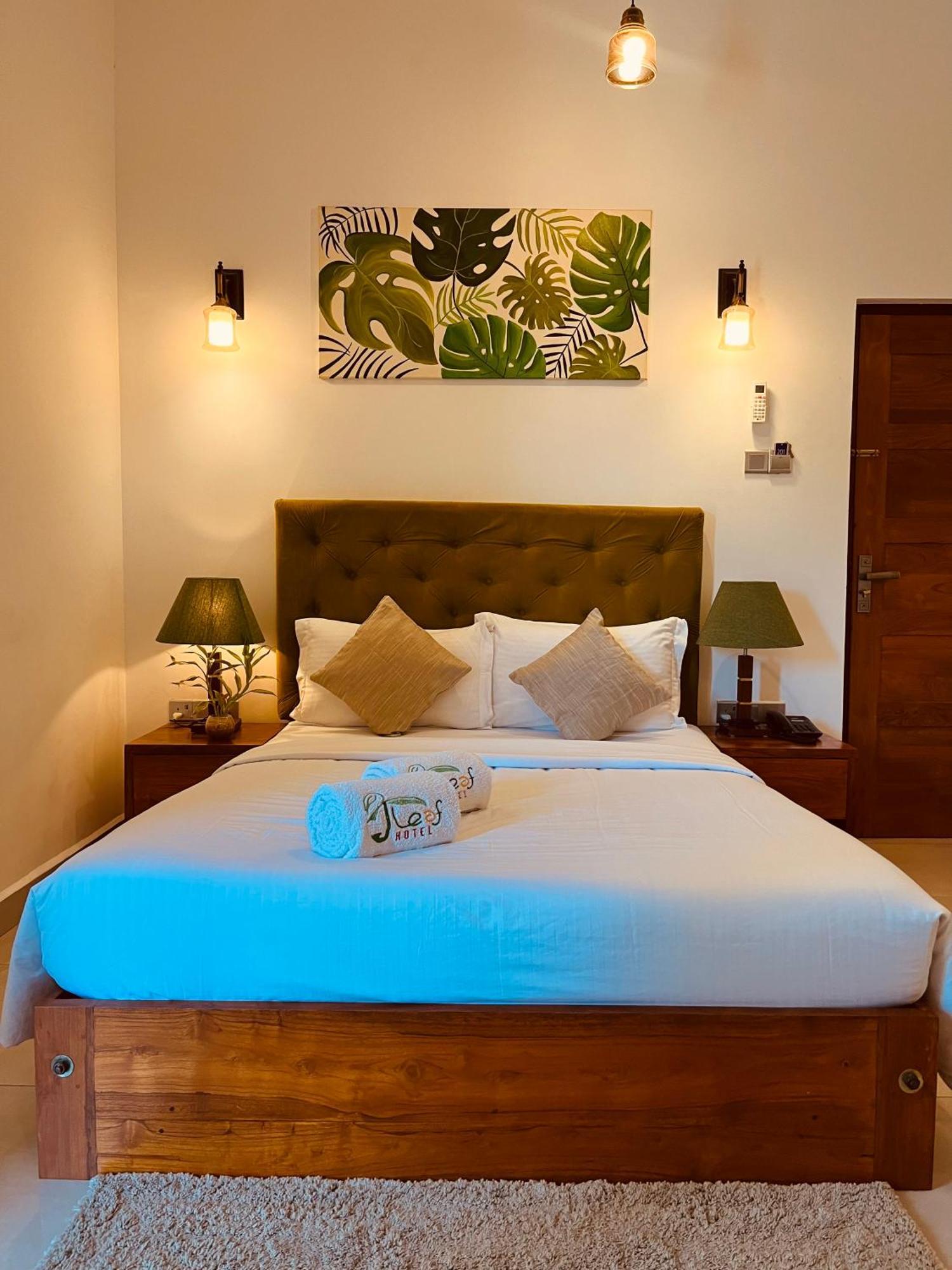 J Leaf Hotel By Blue Bird Negombo Camera foto